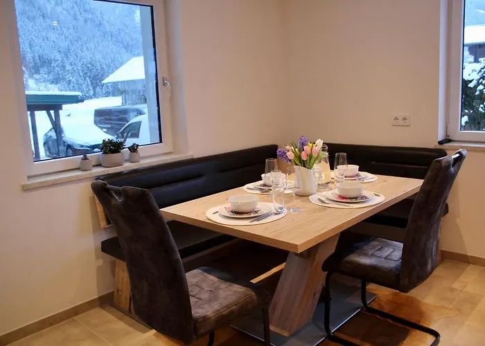 Emmi Neukirchen am Großvenediger